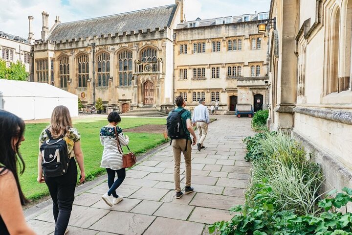 1.5-hour Oxford City and University Walking Tour