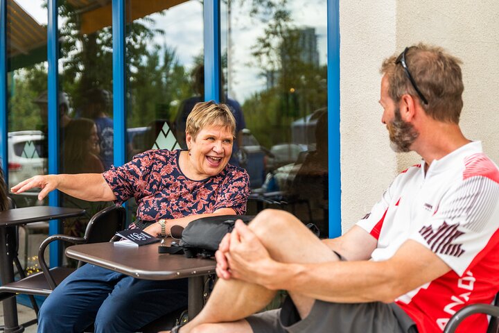 Edmonton’s 124th Food Walk Tour: Best Local Neighbourhood Tour