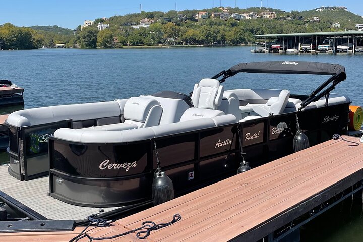 Lake Austin Sunset Boat Cruise – 1 - Hour Scenic Tour BYOB