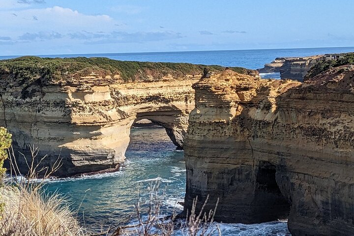 Great Ocean Road Reverse SUNRISE TOUR–SML GRP-DLX BUS Hotel Pikup
