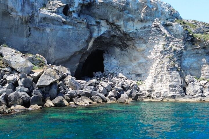 Luxury Private Tour of the Egadi Islands: Favignana&Levanzo from Trapani