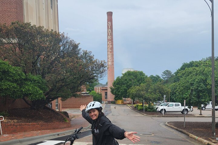 Raleigh Guided E-bike Tour: Ghosts, Mystery, Creepy History