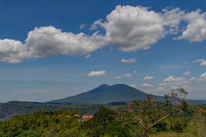 Nicaragua Full Day Tour from Costa Rica