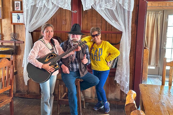 Horseback Ride Joshua Tree Forest Buffalo Lunch Singing Cowboy