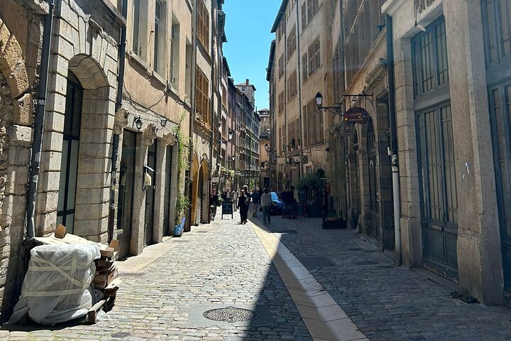 Lyon Walking Tour: Explore Top Sights & Hidden Gems