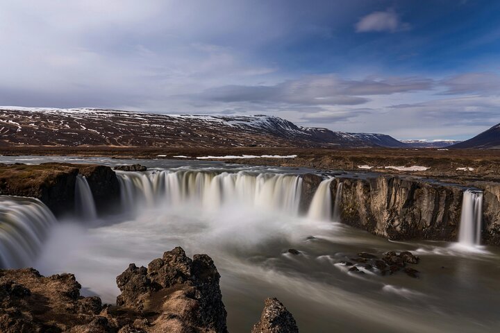 From Akureyri Port: Godafoss Waterfall Tour for Cruise Ships (V)