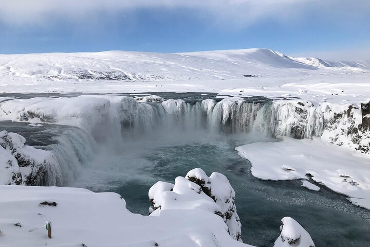 From Akureyri Port: Godafoss Waterfall Tour for Cruise Ships (V)