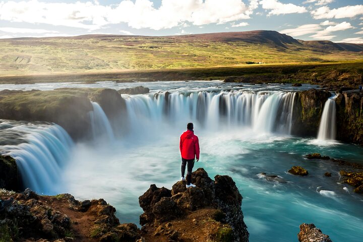 From Akureyri Port: Godafoss Waterfall Tour for Cruise Ships (V)