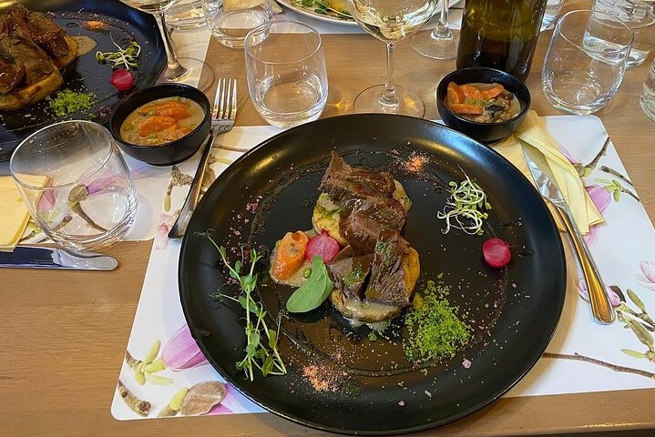 2 Days Tokaj Wine Tour in Mád Hungary with Meals