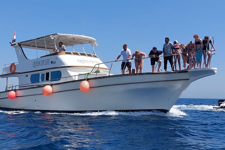 PRIVATE! | Full Day Charter Boat Trip| Up to 14 | Snorkeling and Islands tour