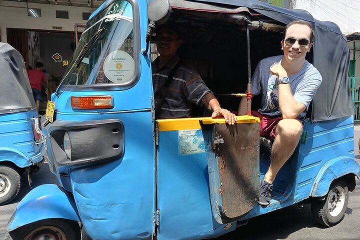 Jakarta Half-Day Sightseeing Tour To Modern City and Old Town