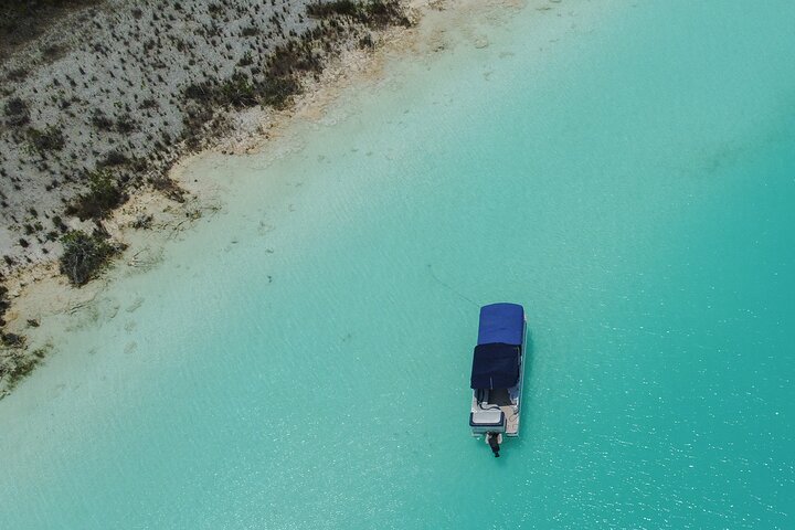 3 hr Pontoon Tour with access to Beach Club and Free Kayaks
