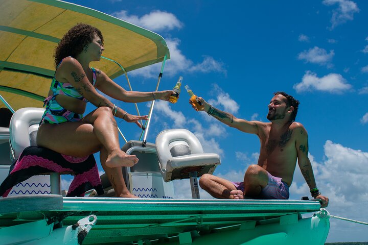 3 hr Pontoon Tour with access to Beach Club and Free Kayaks