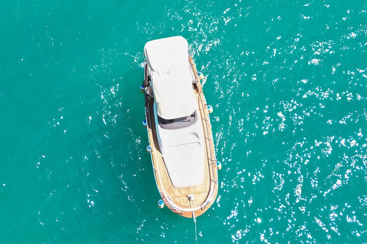 La Spezia: Cinque Terre Tour with Lunch on Board 8 hours