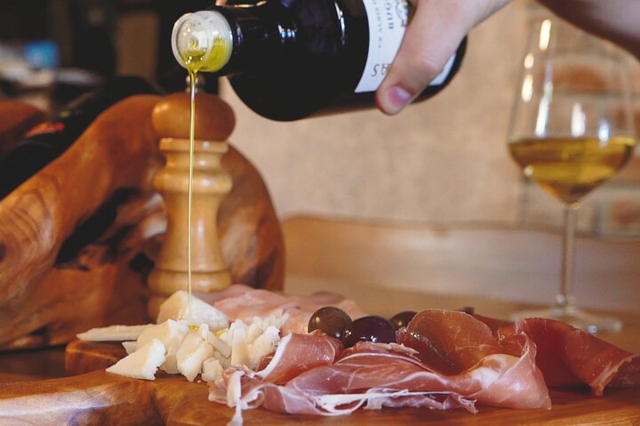 Half Day Vespa Countryside Tour and Tastings in Istria