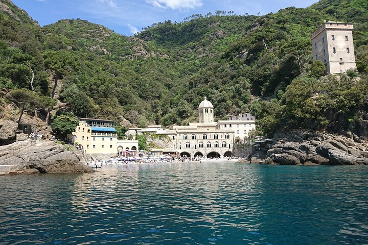 Private boat tour in the Tigullio and in the Portofino area