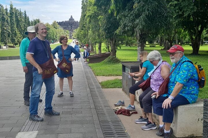 Borobudur Private Excursion From Semarang (Upper level access)