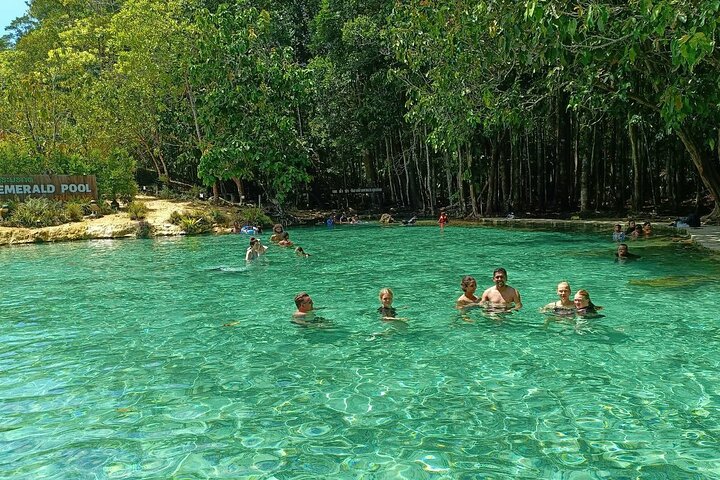 Krabi: Tiger Cave, Emerald Pool, and Hot Springs Small-Group Tour