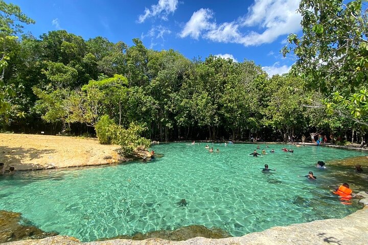 Krabi: Tiger Cave, Emerald Pool, and Hot Springs Small-Group Tour
