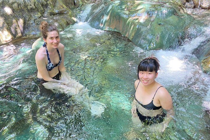 Krabi: Tiger Cave, Emerald Pool, and Hot Springs Small-Group Tour
