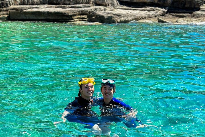 Pula: Sea Cave Kayak Tour with Snorkeling & Cliff Jumping