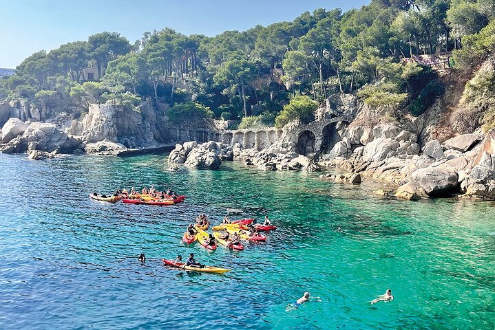 Costa Brava Guided Kayak and Snorkeling Excursion in Playa de Aro