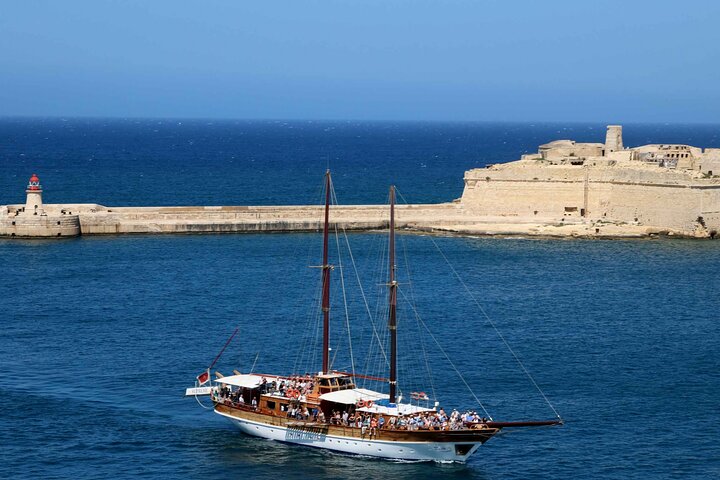 From Sliema: Three Bay Cruise with Lunch and Optional Transfers