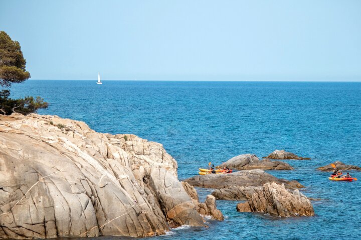 Costa Brava Guided Kayak and Snorkeling Excursion in Playa de Aro