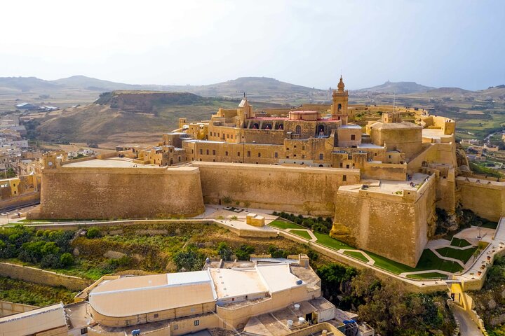 Gozo Full-Day Group Coach Tour including Lunch and Transfers
