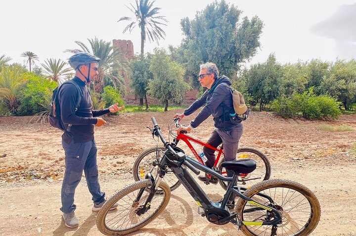 Private half-day mountain bike tour discover Palmeraie Skoura