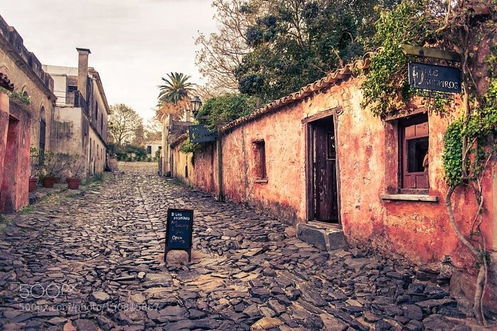 Private Vip Tour Colonia del Sacramento