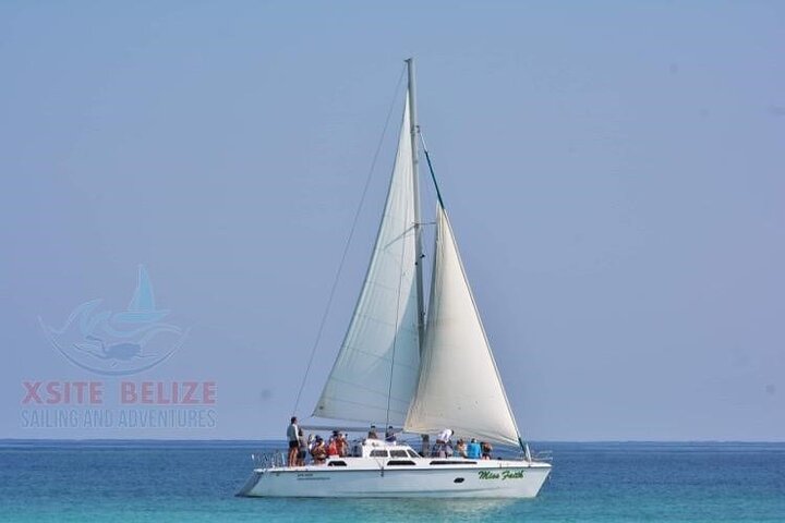 Caye Caulker Sailing with Snorkeling Hol Chan and Shark Ray Alley