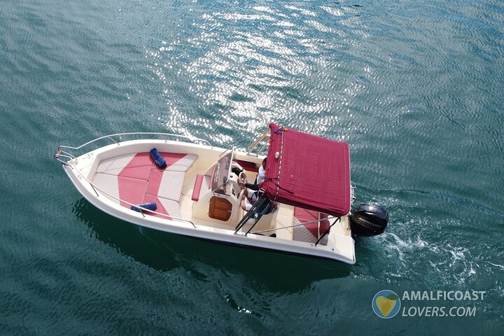 Private 40hp Boat Tour of the Amalfi Coast and Positano