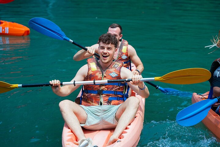 Halong Bay 5-Star Day Cruise-Titop Island, Cave, Jacuzzi & Buffet