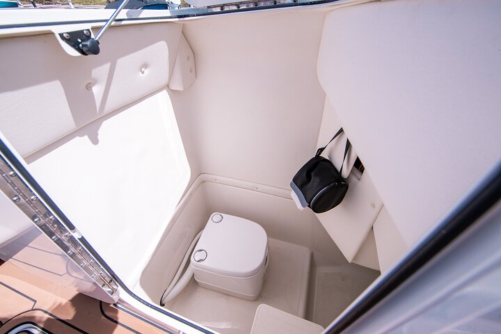 Private Emerald Bay Boat Cruise 2 Hours Lake Tahoe Up To 12 Guest