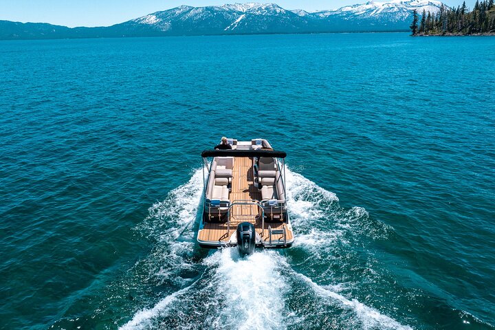 Private Emerald Bay Boat Cruise 2 Hours Lake Tahoe Up To 12 Guest