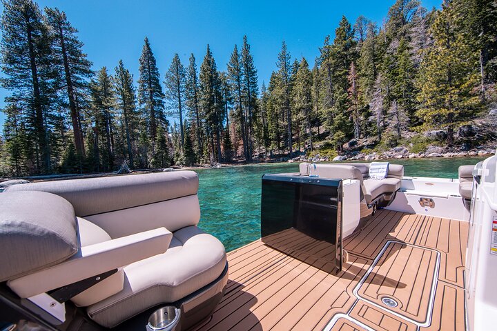 Private Emerald Bay Boat Cruise 2 Hours Lake Tahoe Up To 12 Guest
