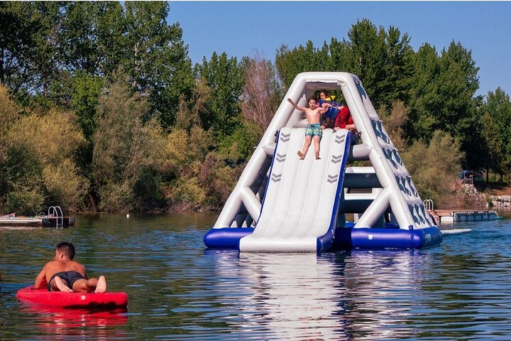 Rogue River Family Float & Discovery Park-Rafting and Kayaking