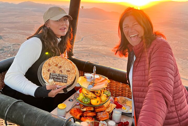 Marrakech Hot Air Balloon Ride, Berber Breakfast & Camel Ride