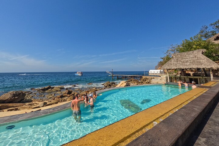 Mega Catamarans ALL INCLUSIVE Remote Paradise Beach Adventure