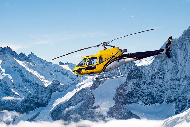 Helicopter pick up from Lobuche to Kathmandu