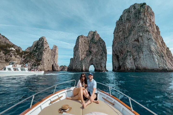 Capri Private Boat Tour with Capri Skipper