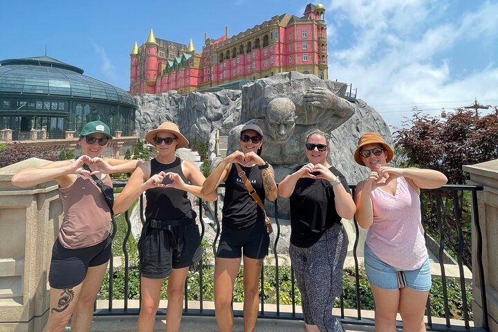 Avoid crowds Ba Na Hills Private Tour & Explore Marble Mountains
