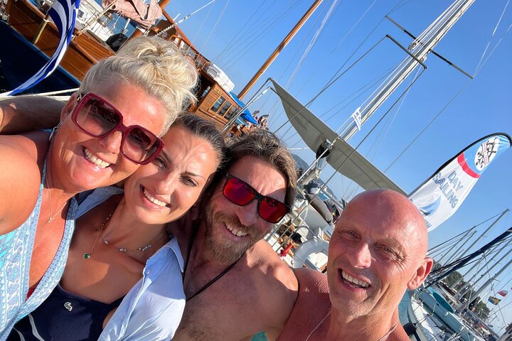 Day sailing Skiathos Skopelos with lunch on Rainbow yacht