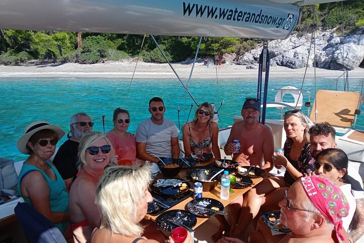 Day sailing Skiathos Skopelos with lunch on Rainbow yacht