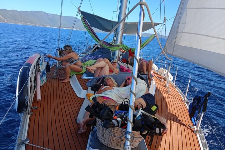 Day sailing Skiathos Skopelos with lunch on Rainbow yacht