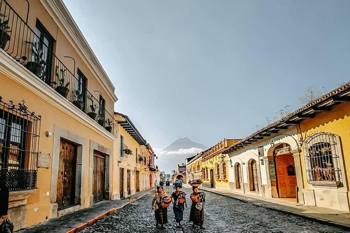 PRIVATE TRANSFER From Airport/Guate City to ANTIGUA or Vice-versa