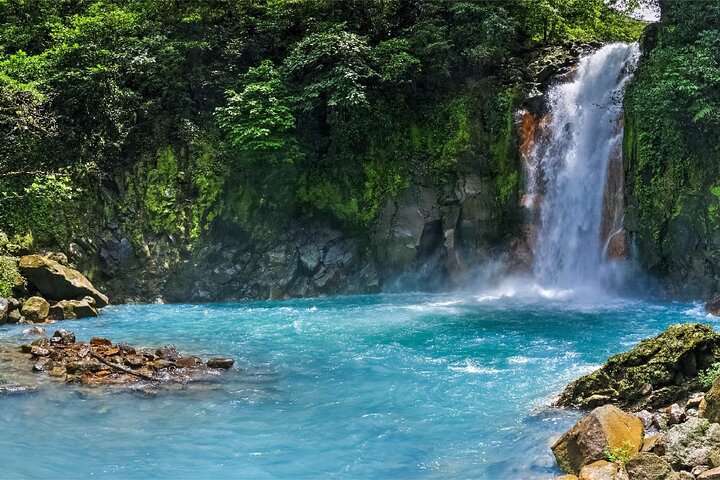 Rio Celeste Hiking, Sloth Sanctuary & Llanos de Cortes Waterfall Tour