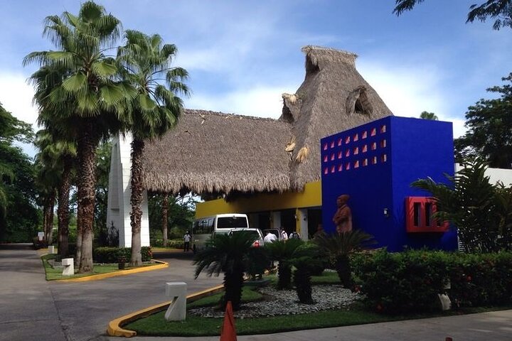 Private Departure Transfer - Decameron to El Salvador's Airport