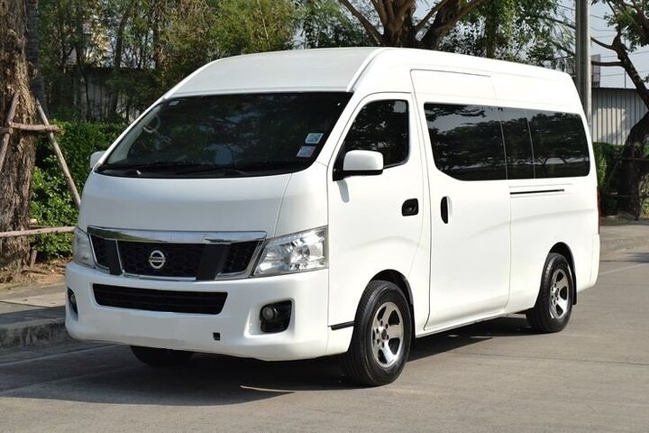 Private Transfer El Salvador's Int. Airport to Eastern Beaches